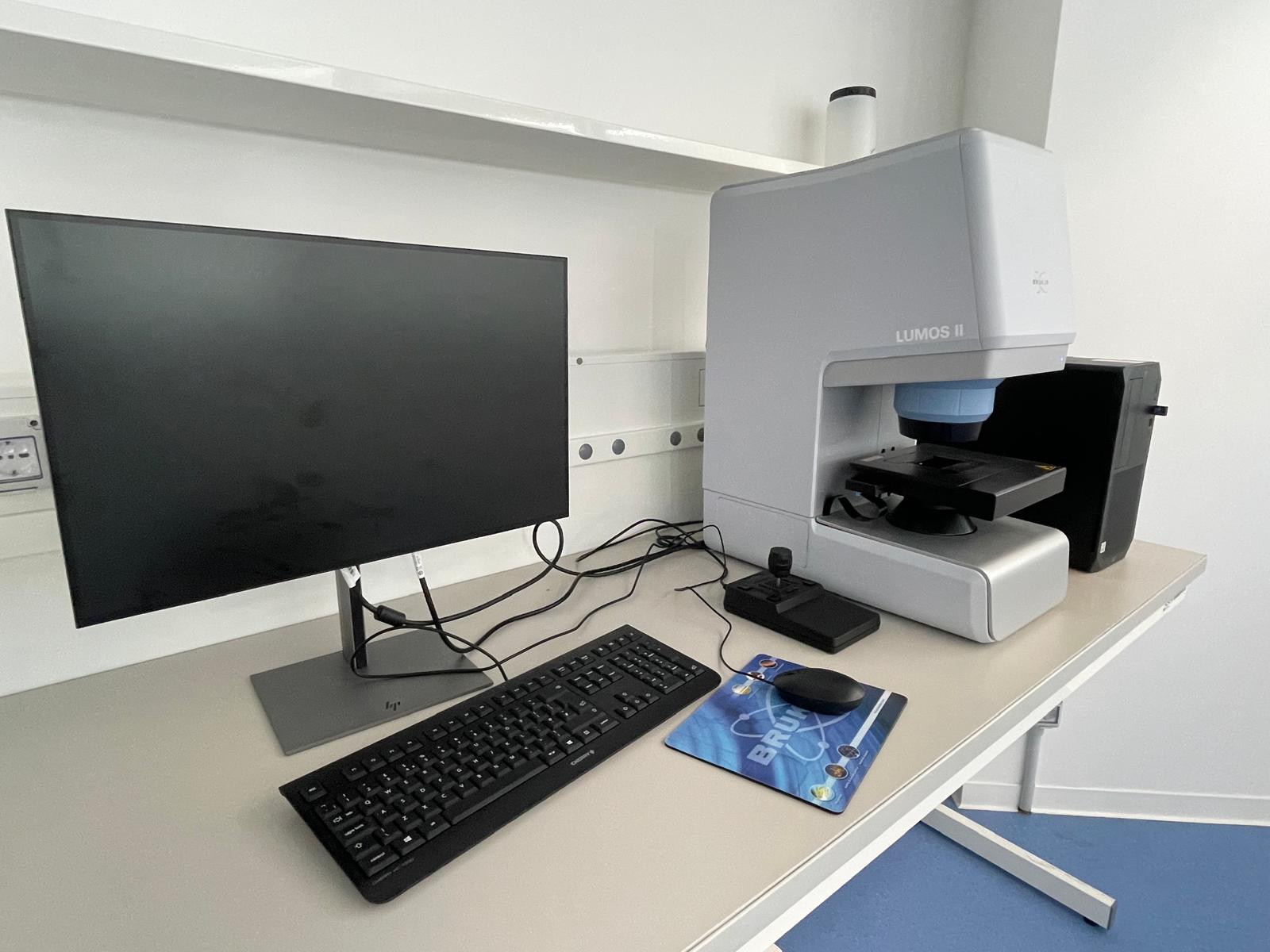 Microscopio FTIR – Bruker LUMOS II